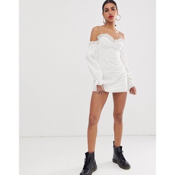 For Love & Lemons Vera Eyelet Ruffle Lace Mini Dress White Size Small - Picture 7 of 16